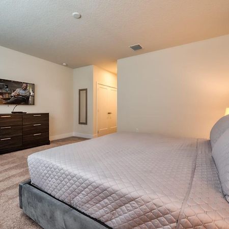 Pleasant Townhome With Private Pool Near Disney Four Corners Exterior photo