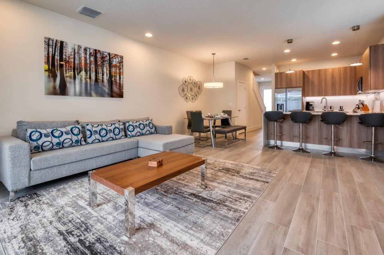 Pleasant Townhome With Private Pool Near Disney Four Corners Exterior photo