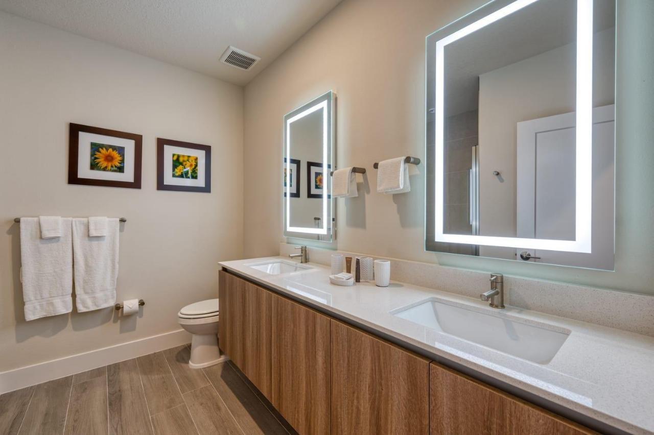 Pleasant Townhome With Private Pool Near Disney Four Corners Exterior photo