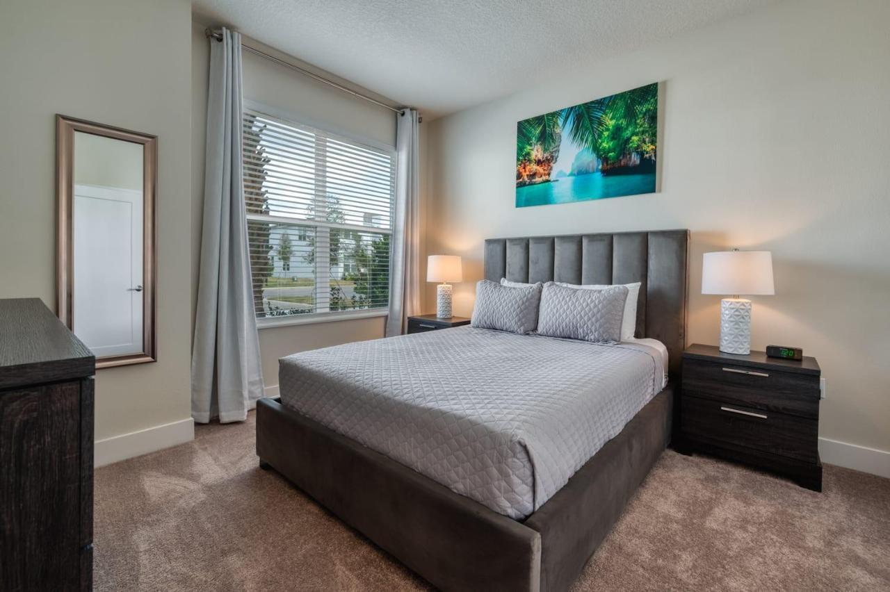 Pleasant Townhome With Private Pool Near Disney Four Corners Exterior photo